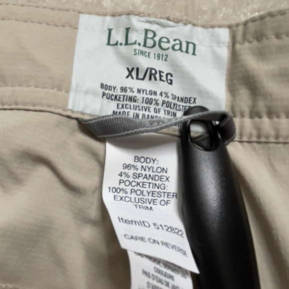 LL Bean Tropicwear Khaki Cargo Shorts Mens XL 512822 - Picture 10 of 12